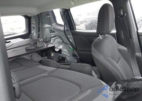 2023 Jeep Renegade Latitude 4X4 z USA, uszkodzony, nr VIN ZACNJDB18PPP62252